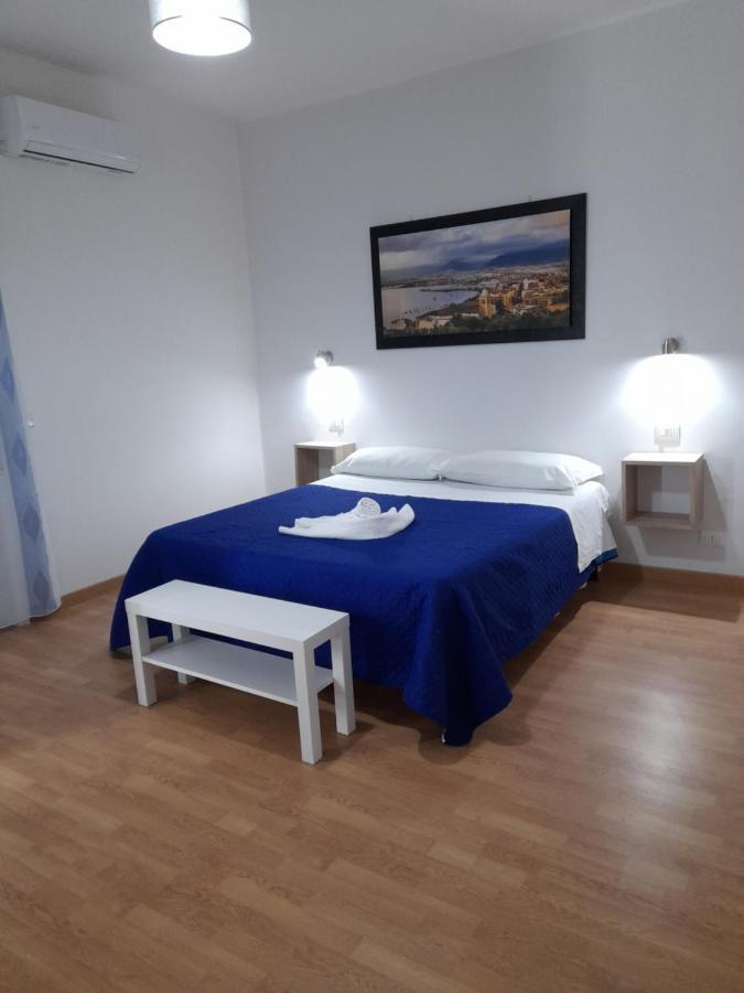 Milazzo: La Porta Delle Eolie Bed and Breakfast Εξωτερικό φωτογραφία