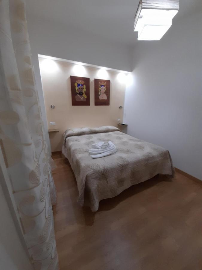 Milazzo: La Porta Delle Eolie Bed and Breakfast Εξωτερικό φωτογραφία